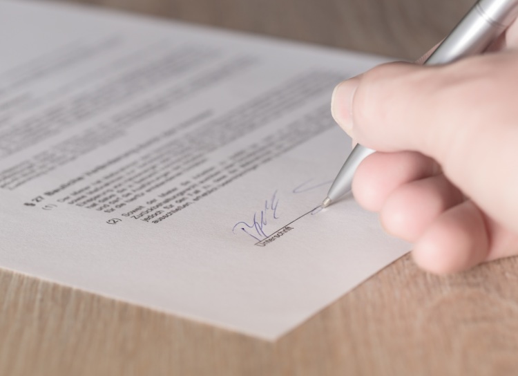 Technical Article – Make Sure Your Contract Protects You